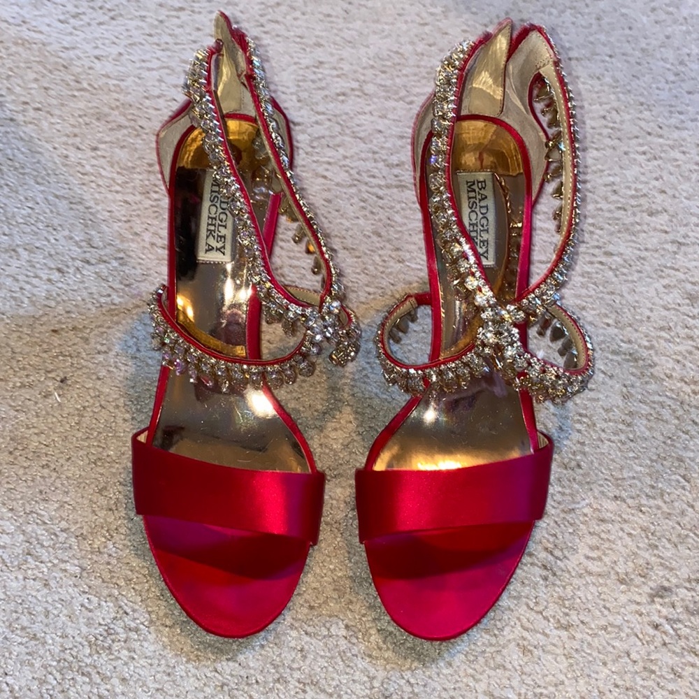 Red 21/2 in heels by Badgley Mischka